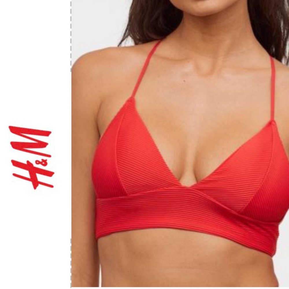 NEW WITH TAGS H&M Triangle Bikini Top